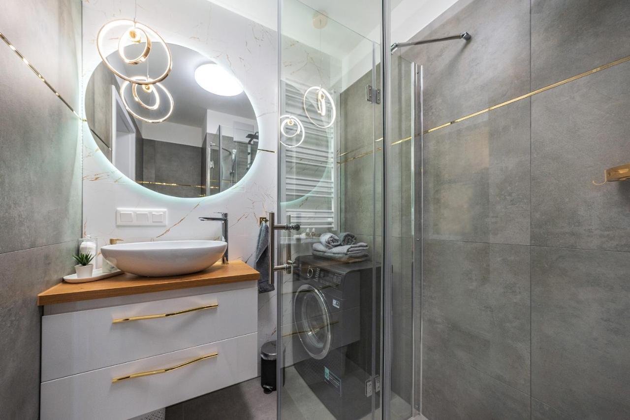 Glow Apartments, Letnica - Apartamenty Przystan Siodme Niebo Гданьск Экстерьер фото